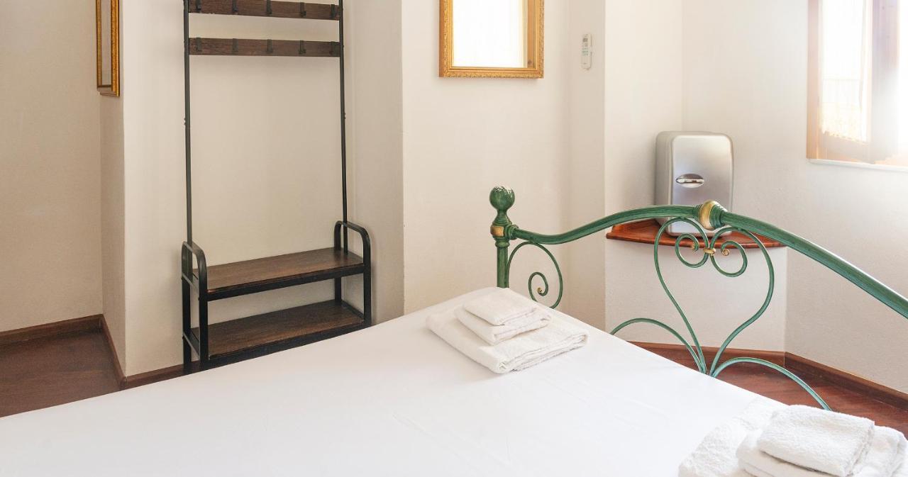 Welcomely - Bed And Dream Hotell Alghero Exteriör bild