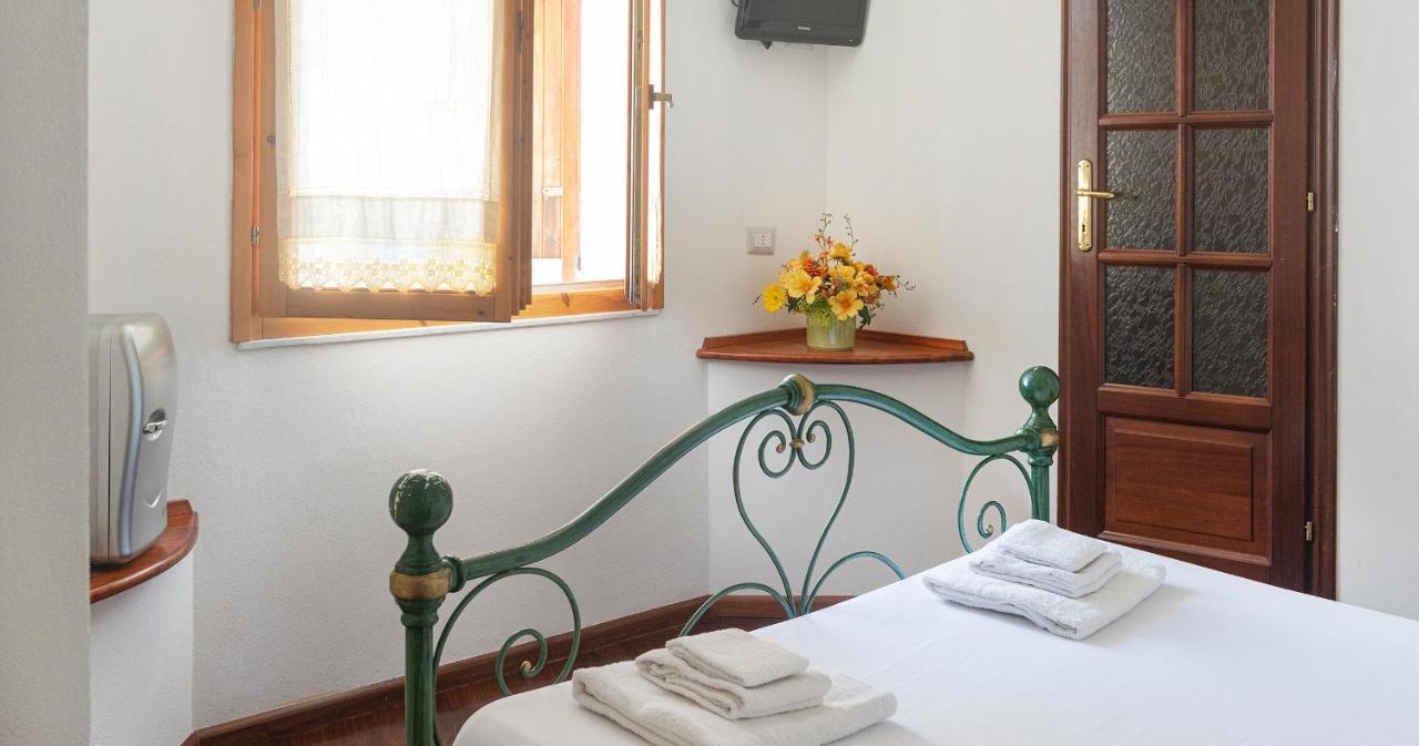 Welcomely - Bed And Dream Hotell Alghero Exteriör bild